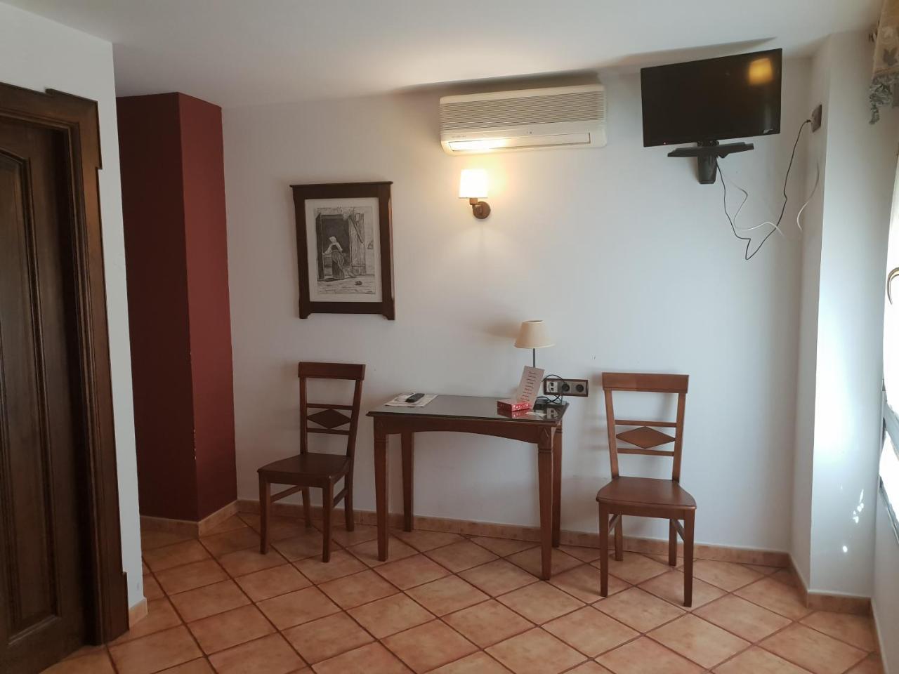 Hospederia Ana Pilar Hotel Porcuna Luaran gambar