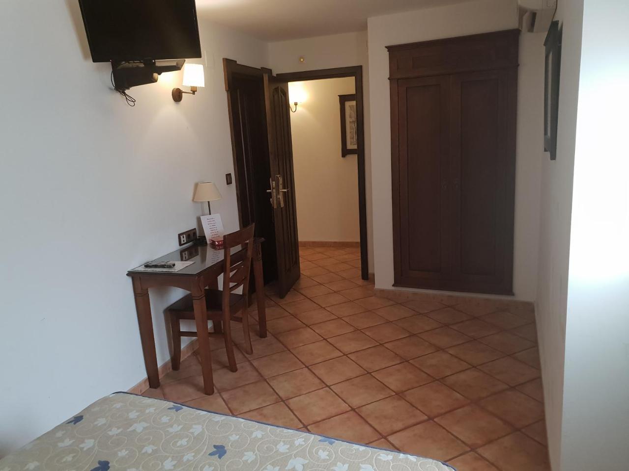 Hospederia Ana Pilar Hotel Porcuna Luaran gambar