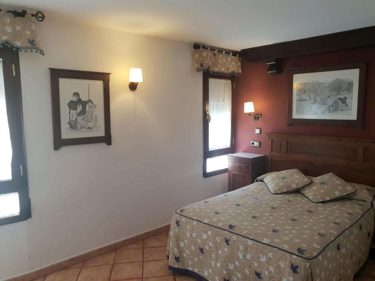 Hospederia Ana Pilar Hotel Porcuna Luaran gambar
